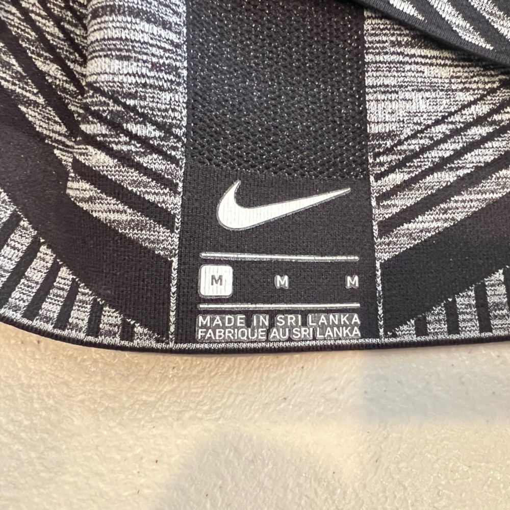 Nike sports bra black/white/grey M - Picture 4 of 4